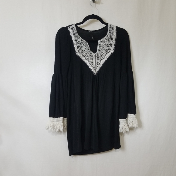 Bellamie Tops - Bellamie Boho style blouse Sz M